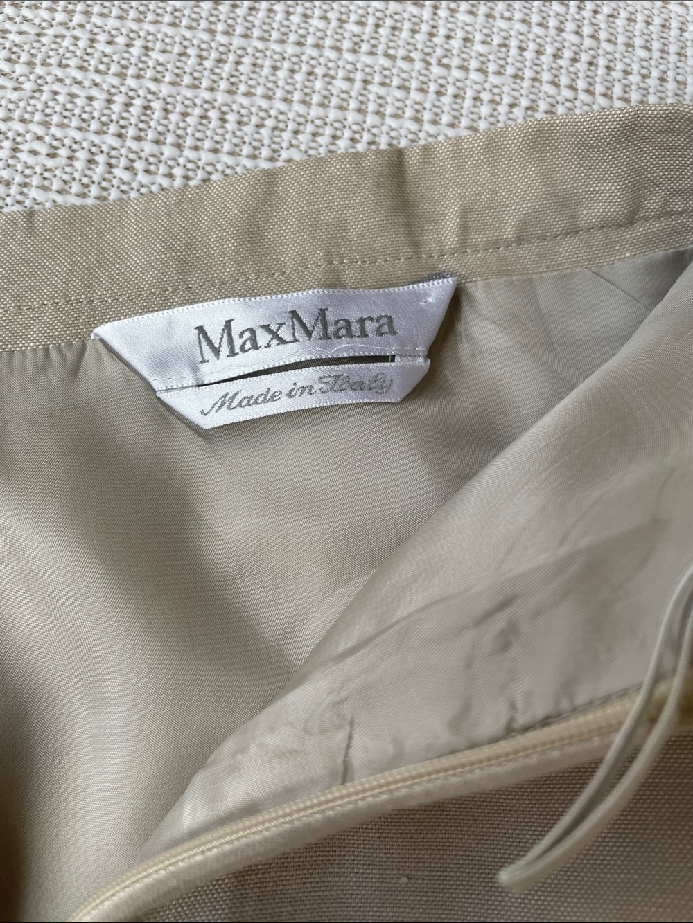 MaxMara Neutral Beige Tailored  Linen Pencil Skirt. EU 34 - Picture 4 of 7